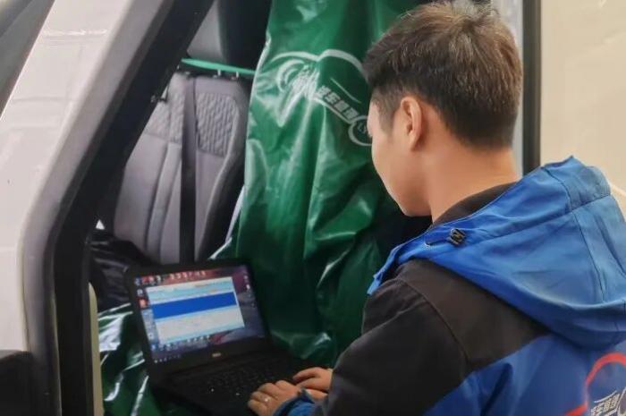 金扳手加冕！专访长安跨越管文武：十年匠心，以技护航出行