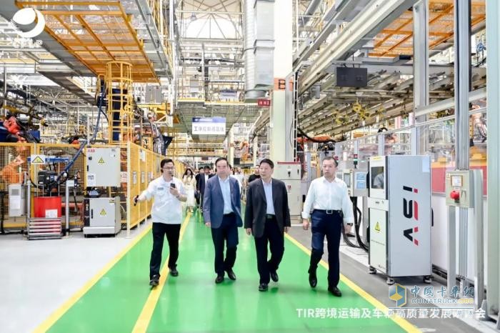 TIR跨境运输研讨会圆满举行，鹰途TIR产品引领国际物流新标杆