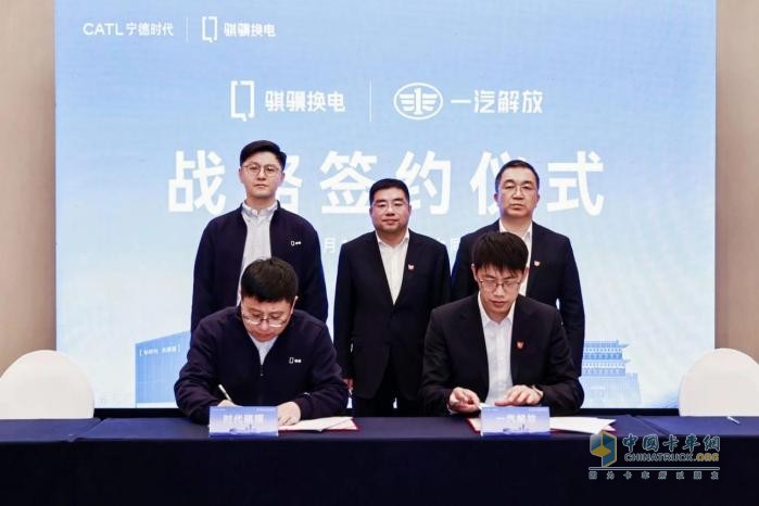 新能源、TIR、感动服务多点发力，助力解放五月终端销量再拔头筹！