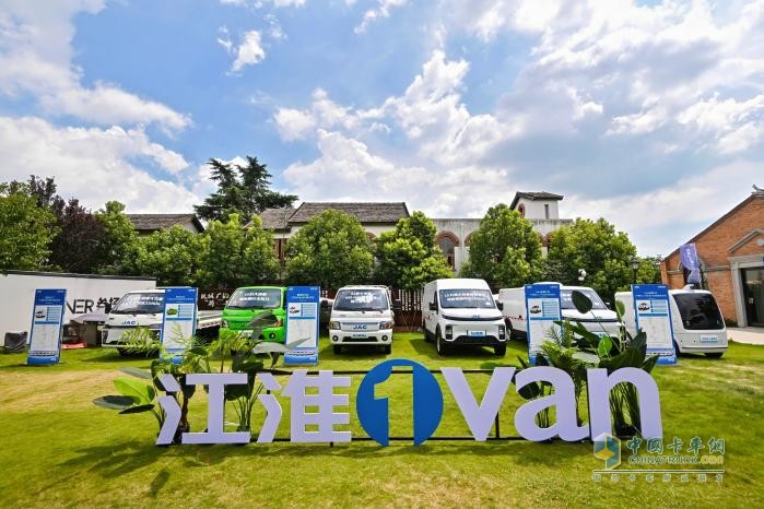 Van宝路冷藏车：双车出击，破局城配冷链三大顽疾