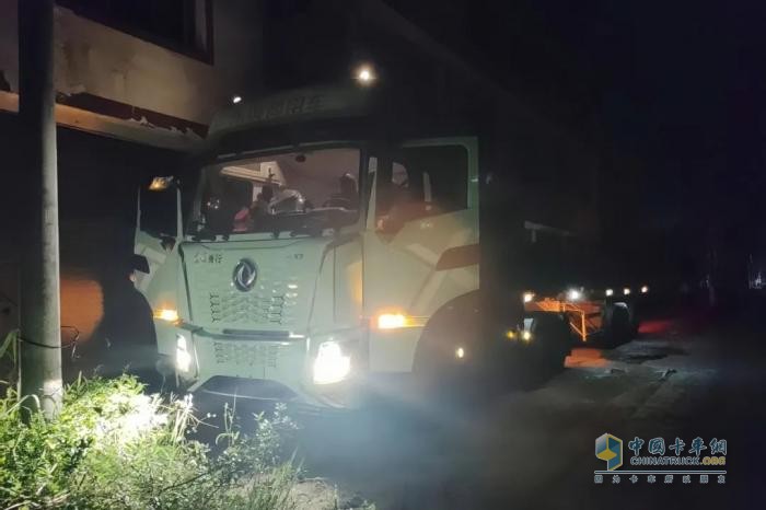 东风商用车：“干”字当头，“拼”劲满格！公司全领域按下“加速键”