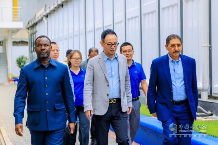 中集车辆开拓全球南方市场，与坦桑尼亚客户签订2000台战略合作订单