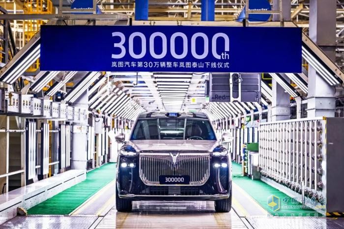 东风跃百万 同心共出征！东风全力冲刺年度新能源100万销量