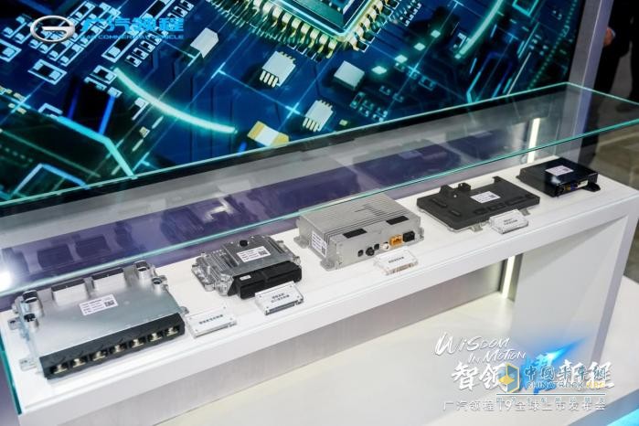 重卡新时代—广汽领程T9智能新能源重卡耀世登场，售价43.99万元起