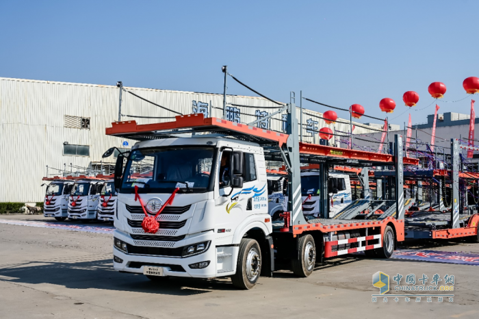 驰骋山河 共筑华章，100辆解放悍V中置轴轿运车圆满交付