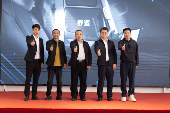 欧马可Z登陆湖北，助推长江经济带绿色货运高质量发展