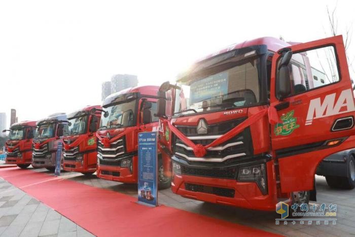 中国重汽全新一代燃气车为什么值得信赖，车主们怎么说？