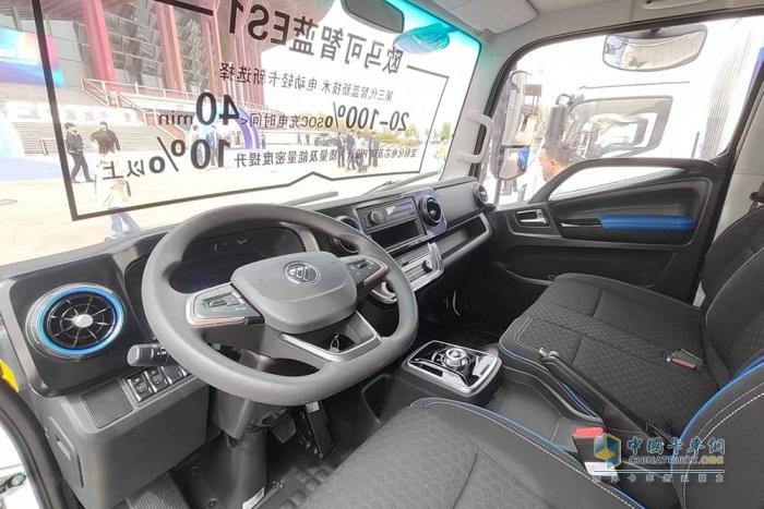 全面升级 树立绿色运输新标杆 全新一代欧马可智蓝ES1纯电轻卡静态体验