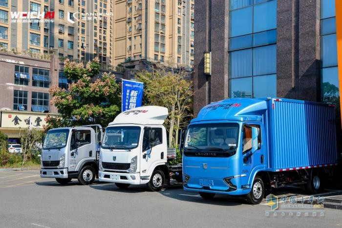 蓝擎·悦、蓝擎·龙系列新品亮相  潍柴新能源蓝擎汽车新品全国上市体验之旅走进武汉