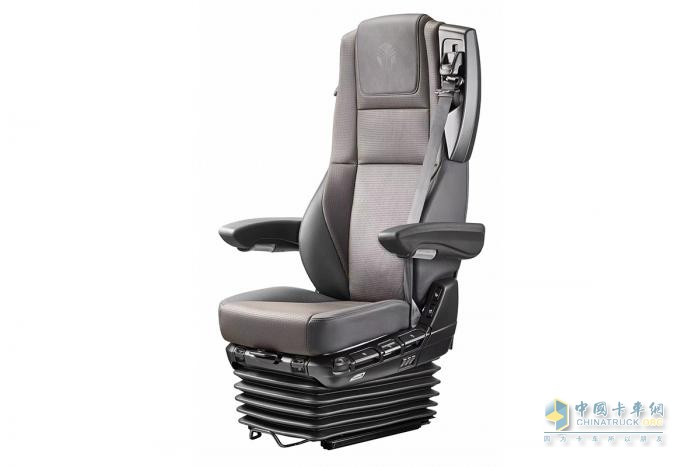 高端舒适首选配置 格拉默MSG115座椅入围第九届发现信赖