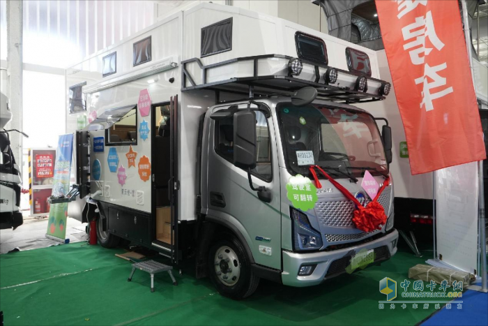 快上车！欧马可智蓝混动房车带你开启无忧之旅！