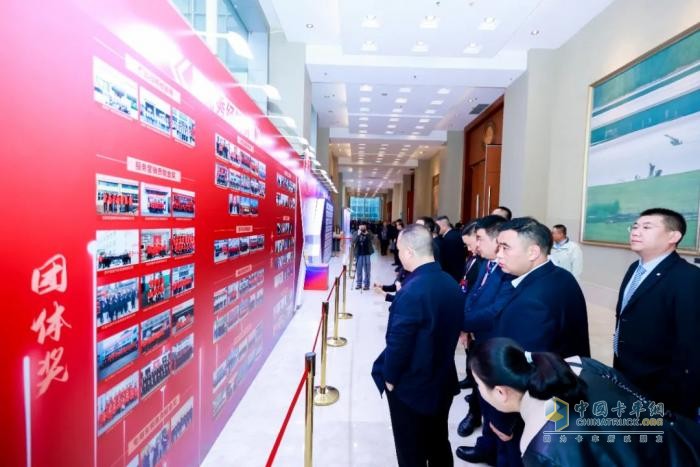 燃动未来！东风商用车2025合作伙伴大会，龙擎动力“链”接精彩