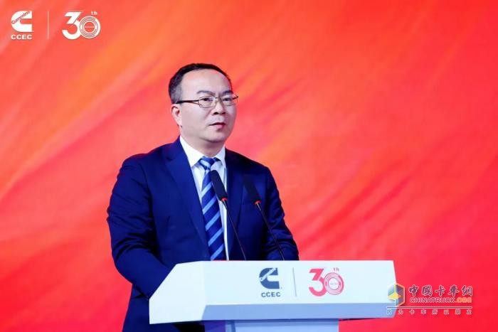 重庆康明斯30周年喜迎第33万台发动机下线，多燃料平台19L甲醇产品同步亮相