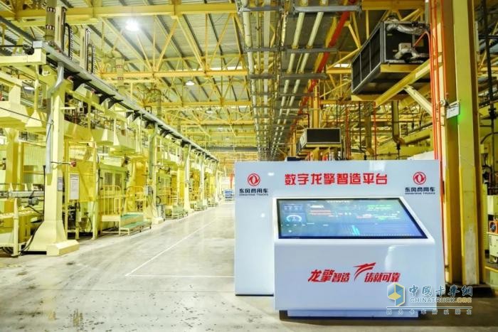 东风商用车：冲！冲！冲！解锁迎战高产的N种“狂飙”姿态