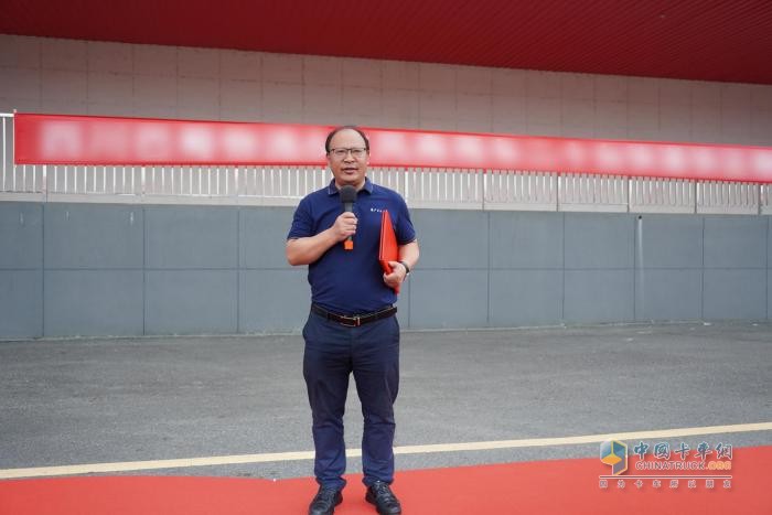 龙行天下 以客为先 龙擎3.0再拓版图！20台东风天龙KL成功交付