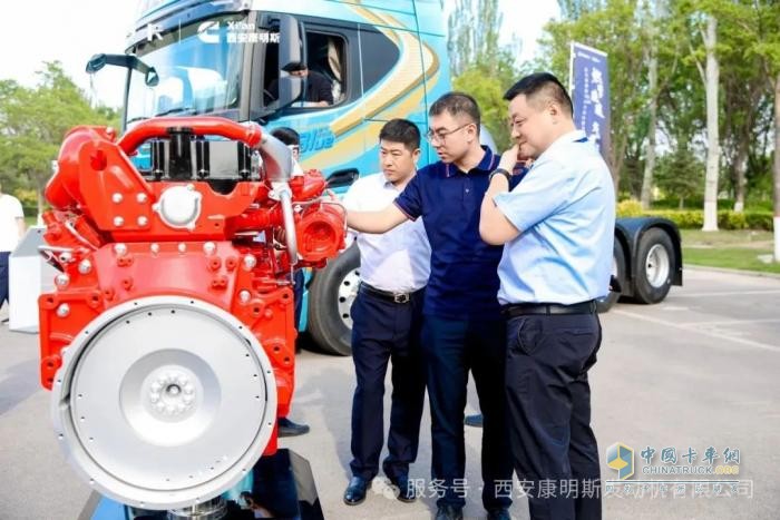 陕汽新明珠15L 630大马力燃气动力革新上市
