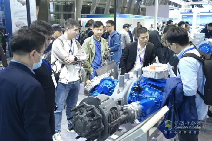 从10万到16万：汉德车桥如何定义新能源商用车的