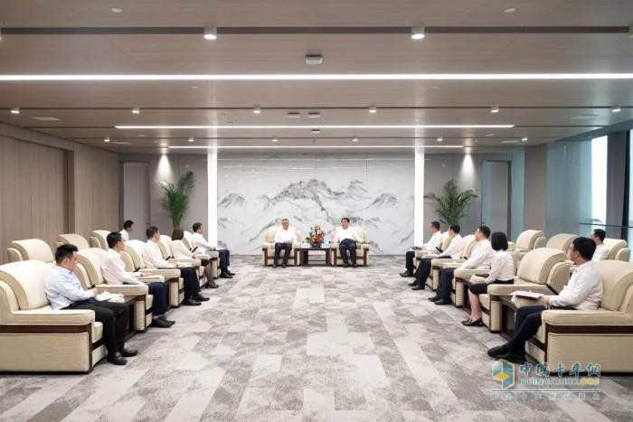山东重工集团与中国光大银行签署战略合作协议