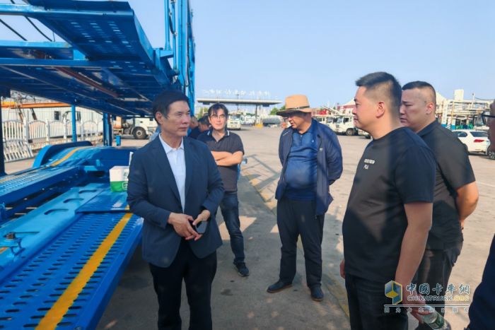 东风商用车：全国“巡演”收官！轿运大马力新品收获意向订单300+