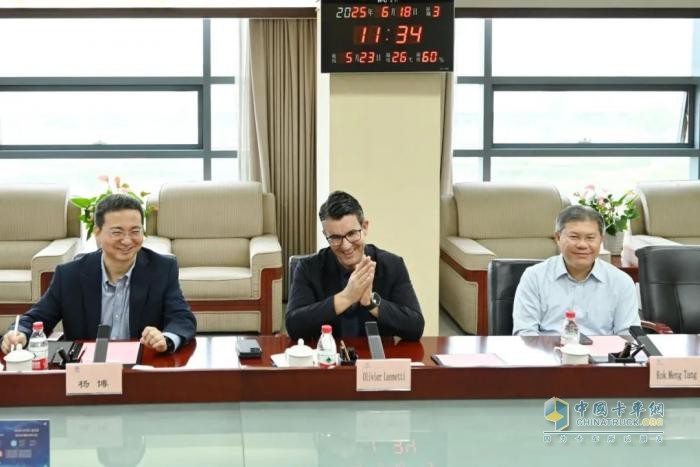 伊顿公司代表团访问法士特