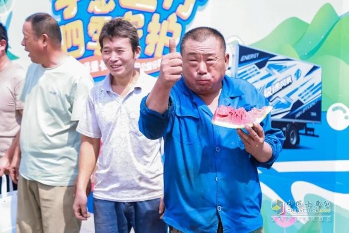 八城联动送关怀，宇通重卡在行动！