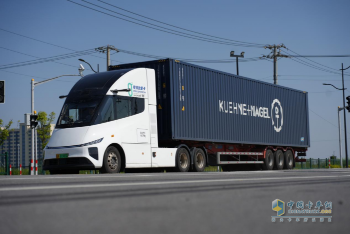 沪津干线1,000+km仅补能一次！苇渡Windrose纯电重卡助力德迅Kuehne+Nagel实现零排放运输