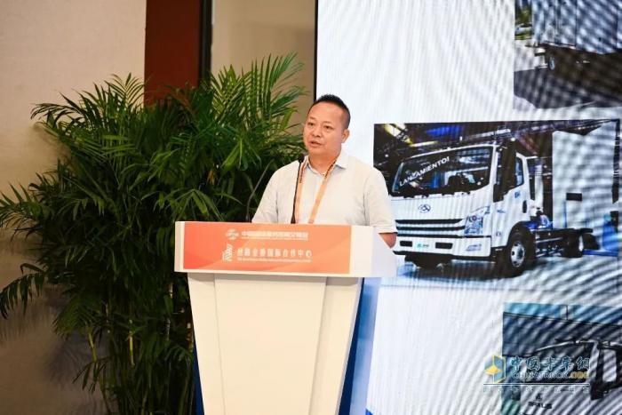 上汽跃进新车型闪耀2025服贸会 场景定制化技术创新直击海外需求