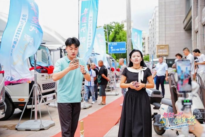 年轻一代，领先一代！江淮1卡领跑L9 PLUS版智威动力巅峰上市