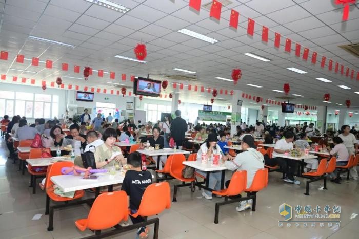 聚爱，向上！ 解放动力大柴工厂第四届员工家庭日活动暖心绽放