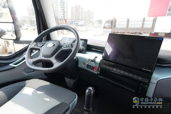 一汽解放J6G Pro载货车,重塑驾乘新境界!
