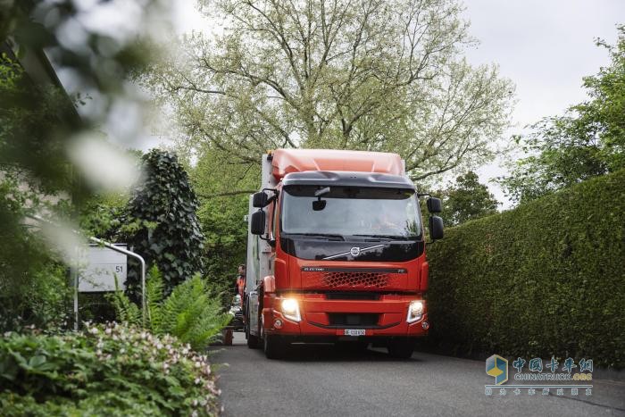 里程碑时刻：沃尔沃电动卡车累计行驶里程突破2.5亿公里