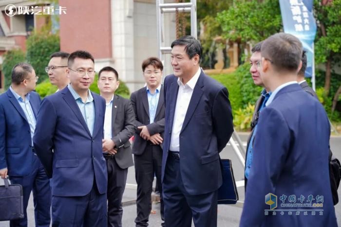 汉德重卡电驱桥鼎力助阵陕汽重卡焕新系列产品荣耀上市！