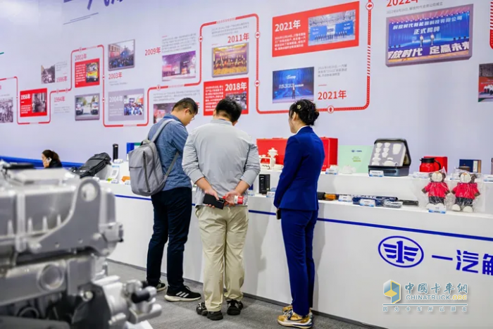 超2万人次！来看，武汉车展解放为啥这么火？