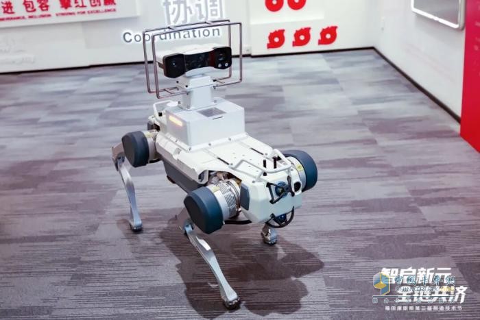 全球合作伙伴走进福康灯塔工厂，共探智能制造新高度