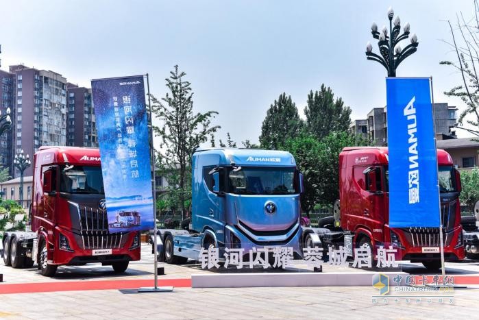 欧曼银河大马力燃气车：物流行业降本增效新选择