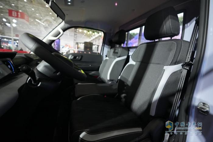 比亚迪轿卡T4体验记 告别“苦哈哈”，这位“老司机”让我对卡车动了心！