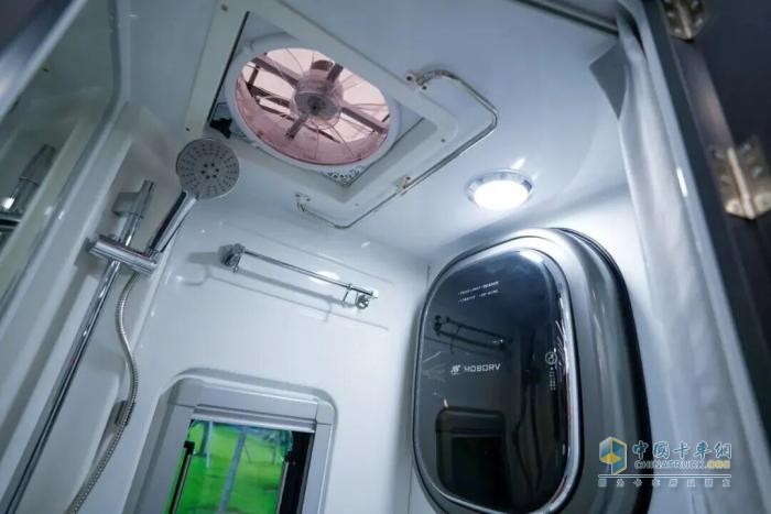 上海见！宇通房车亮相第 24 届上海国际房车展