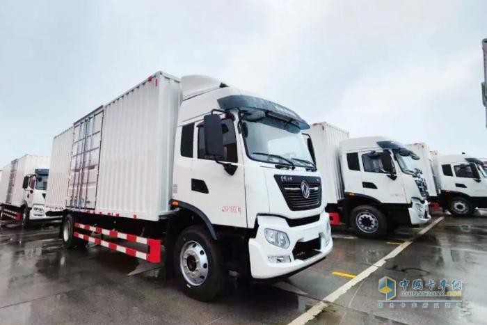 东风商用车：燃情攻坚，拼搏不止，向全年目标冲刺！