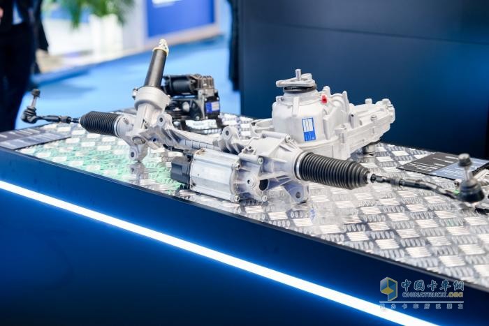 采埃孚售后重磅亮相2025上海法兰克福汽配展，全矩阵赋能未来出行新纪元