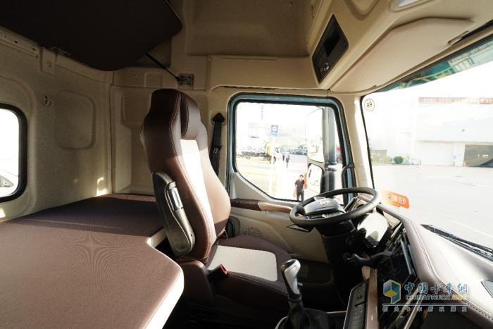 省油自动挡选乘龙，乘龙H7 Pro大单桥助您轻装上阵开新局