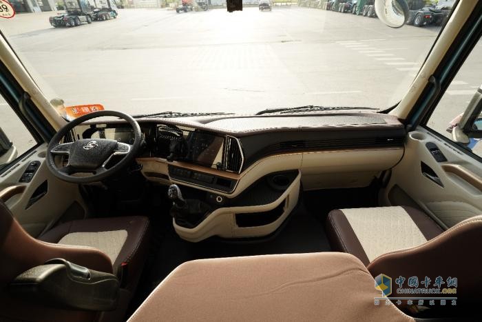 省油自动挡选乘龙，乘龙H7 Pro大单桥助您轻装上阵开新局