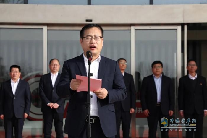 凝心聚力启新程，勇毅出征创辉煌！江淮商用车营销事业部举行2026年营销出征誓师大会