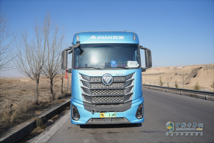 高效节能+驾乘舒适！欧曼银河5M纯电重卡让韩师傅运煤能赢能享