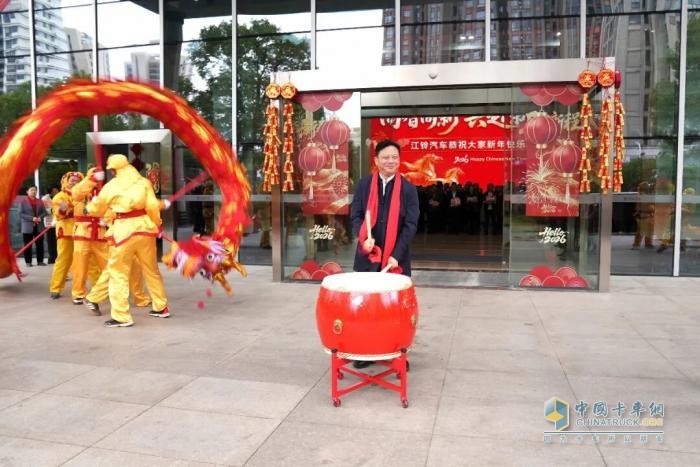 马力全开！江铃开工大吉！