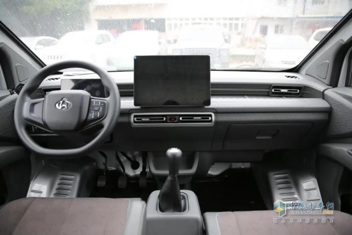 河南：12328热线服务货车司机二十一条硬措施