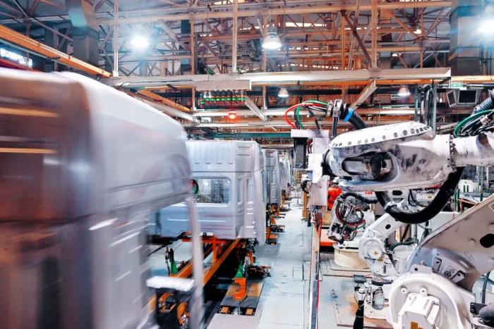 东风商用车刘明敏：焊装线上的“智”造玫瑰