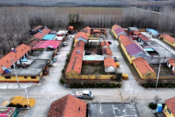 晨雾中的银翼：一个乡村送货人的日常与他的祥菱V5