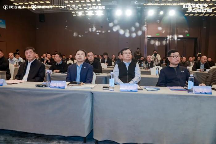 陕汽重卡携手犀重汽车、时代骐骥开启新能源重卡新征程