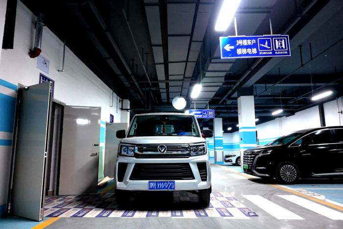 祥菱V5：穿行城市“最后一米”的可靠伙伴