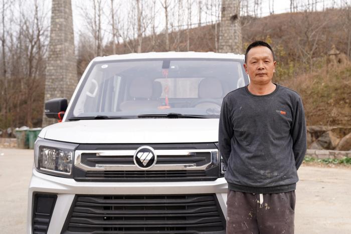 六万公里共晨昏：一位老匠人与祥菱V5的移动人生